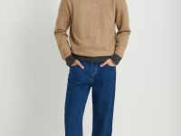 Джемпер полуприлегающего силуэта