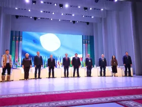 Глава Якутии заявил о необходимости повышения зарплат муниципальным работникам