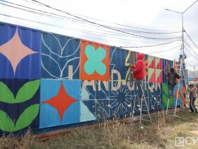 Уличные художники из Забайкалья создали арт-объект в Якутске и дали мастер-класс