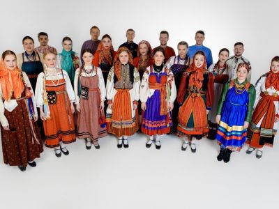 Московский народный хор. Специальный гость - Сергей Старостин