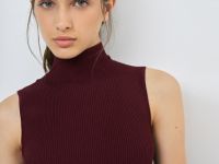 Вязаное платье с воротником-стойкой, Фиолетовый