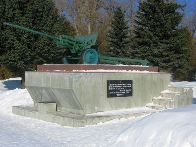 Мемориальный памятник-пушка в честь освобождения Ржева