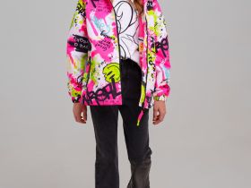 Куртка текстильная с полиуретановым покрытием для девочек (ветровка)