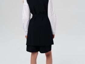 Комплект для девочки: жилет, шорты