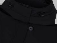 Утепленное пальто с капюшоном