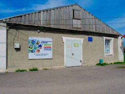 Дом культуры п. Нижний Саловск