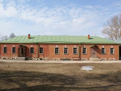 Здание продуктового склада и ледника