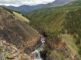 "Лето на Полюсе Холода". К водопадам Оймякона