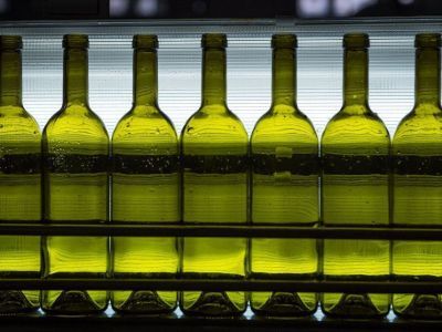 За неделю в Якутске изъяли из незаконной продажи около 400 литров алкоголя