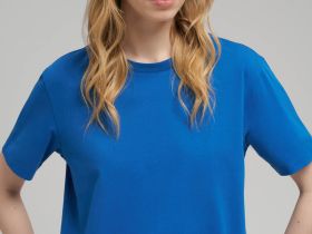 Удлиненная футболка прямого кроя