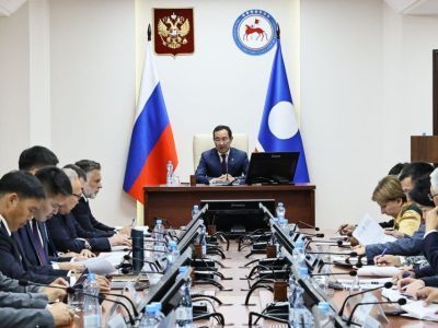 Айсен Николаев поручил повысить эффективность работы Единого координационного центра Якутии