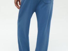 спортивные брюки