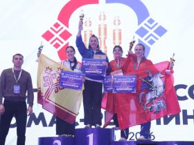 Реванши и сенсации. Мас-рестлеры Якутии завоевали еще шесть золотых медалей чемпионата России