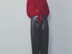 Блузка с шарфом, Красный