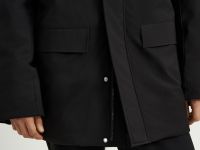 Пуховое полупальто прямого силуэта