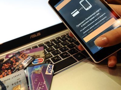 Сотрудницы якутского филиала коммерческого банка обчистили счета 23 клиентов