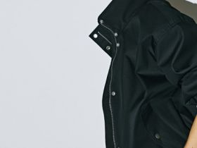 Короткая куртка с воротником-стойкой, Черный