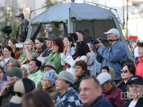 В Якутске провели концерт «Наши маяки», посвящённый Героям России