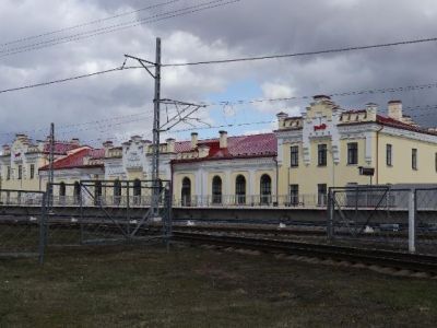 Здание железнодорожного вокзала