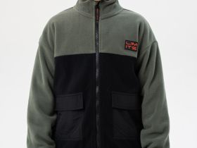 Куртка трикотажная для мальчиков