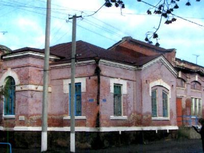 Здание, где находилась первая Лабинская ячейка РКП(б) и штаб первого Лабинского революционного добровольческого полка