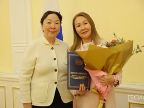 Государственные награды вручили педагогам Якутии