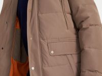 Пуховое полупальто со съемным капюшоном