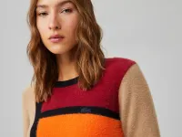 Женский свитер Lacoste