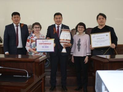 Первомайская колонна НВК «Саха» признана победителем в номинации «За сильные профсоюзы»