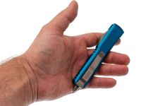 Автоматический выкидной нож Microtech Ultratech 121-10BL, сталь M390, рукоять алюминий