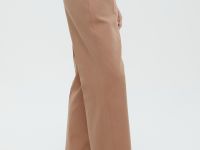 Брюки зауженного кроя