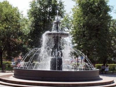 Чугунный фонтан