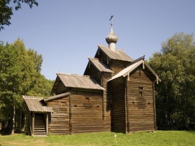 Церковь (деревянная)