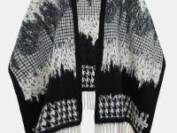 Пончо с принтом