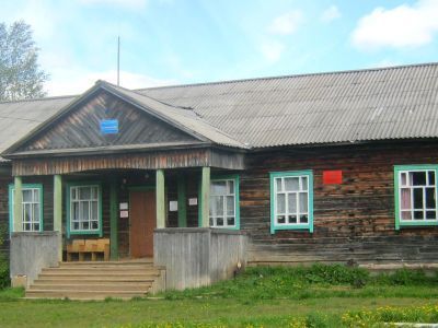 Верх-Леманская библиотека