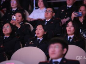 На страже правопорядка: в Якутске чествовали сотрудников МВД