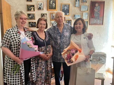 С Днём семьи, любви и верности поздравили супругов Самсоновых из Якутска