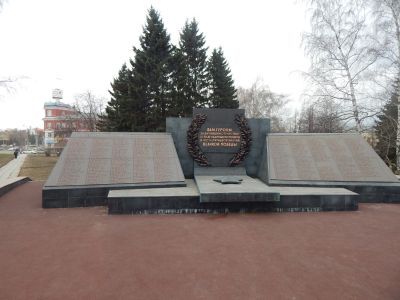 Монумент павшим кавалерам ордена Славы и кавалерам ордена Золотая Звезда на пл. Победы. Расширение Мемориала Славы (третья очередь)