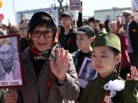 Фото. В Якутске акция «Бессмертный полк» собрала более 50 тысяч человек