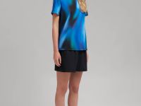 Спортивная футболка с перфорацией