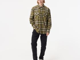 Мужская рубашка Lacoste свободного кроя