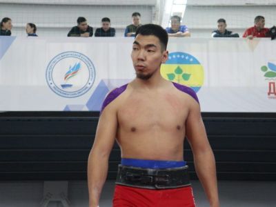 Определены финалисты чемпионата Якутии по мас-рестлингу