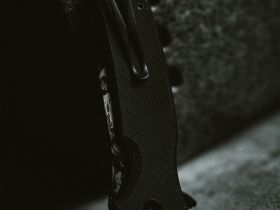 Складной нож Mr.Blade Hellcat Mini LE Ghost blackwash, сталь VG-10, рукоять Black G10