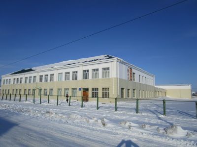 Здание школы № 1, где в годы Великой Отечественной войны располагался госпиталь