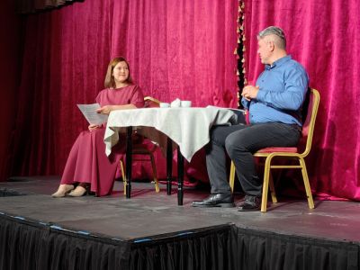 Билеты на Новый год в театре (В городе Nⁿ) / Театр | Афиша | ИнфоТаймс