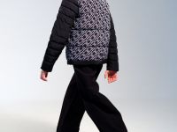 Куртка текстильная с полиуретановым покрытием для девочек