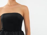 Бархатный топ с баской, Черный