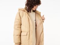 Женский короткий пуховик Lacoste с поясом и высоким воротом