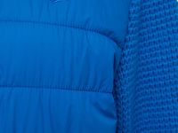 Утепленная куртка с вязаными рукавами