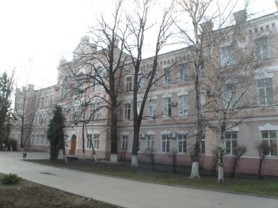 Здание духовной мужской семинарии